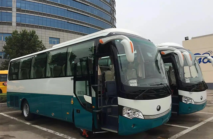 旅游租大巴车